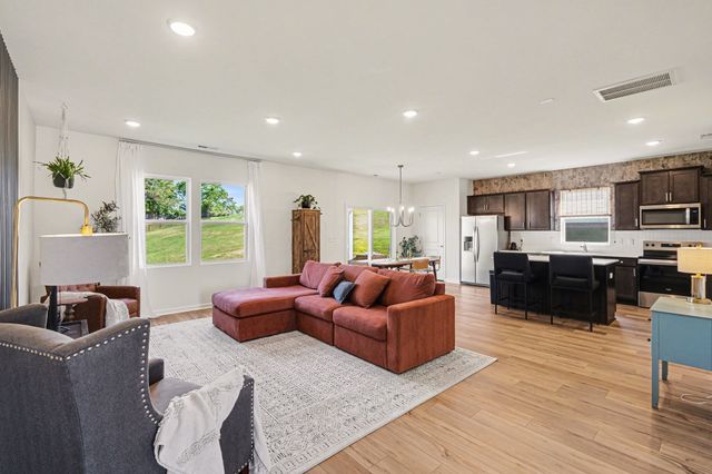 3380 Tucker Trce, Columbia, TN 38401