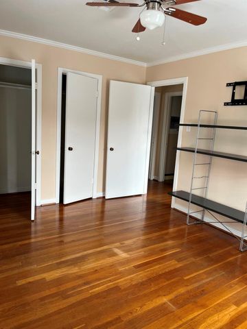 1932 W Bell Street, Houston, TX 77019