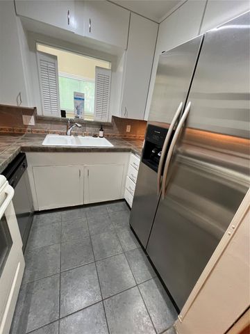 1932 W Bell Street, Houston, TX 77019