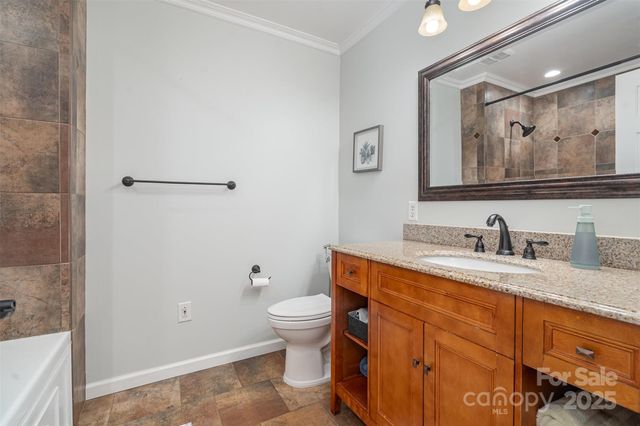 8128 Appaloosa Lane, Charlotte, NC 28215