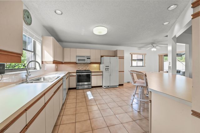 7131 NW 3rd Avenue, Boca Raton, FL 33487