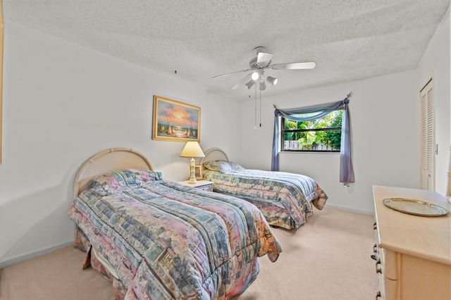 7131 NW 3rd Avenue, Boca Raton, FL 33487