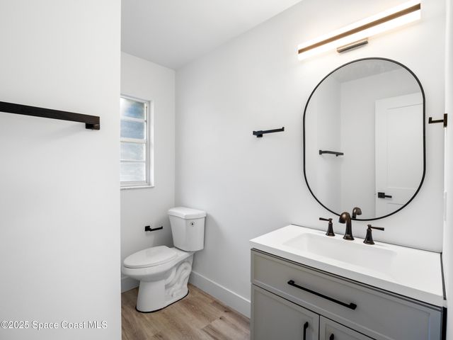 467 Foxdall Avenue NE, Palm Bay, FL 32907