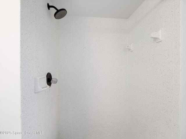 467 Foxdall Avenue NE, Palm Bay, FL 32907