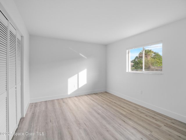 467 Foxdall Avenue NE, Palm Bay, FL 32907