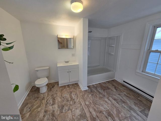 3504 N MAIN ST, Toms Brook, VA 22660