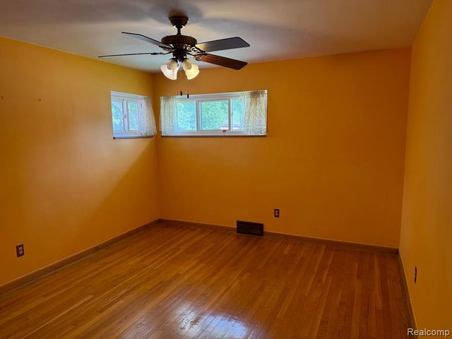 20018 Mauer Street, Saint Clair Shores, MI 48080