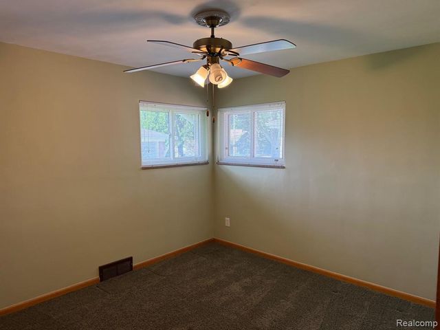 20018 Mauer Street, Saint Clair Shores, MI 48080