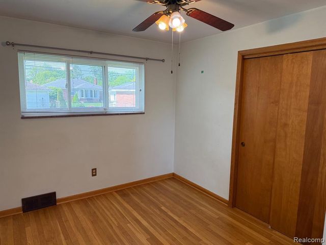 20018 Mauer Street, Saint Clair Shores, MI 48080