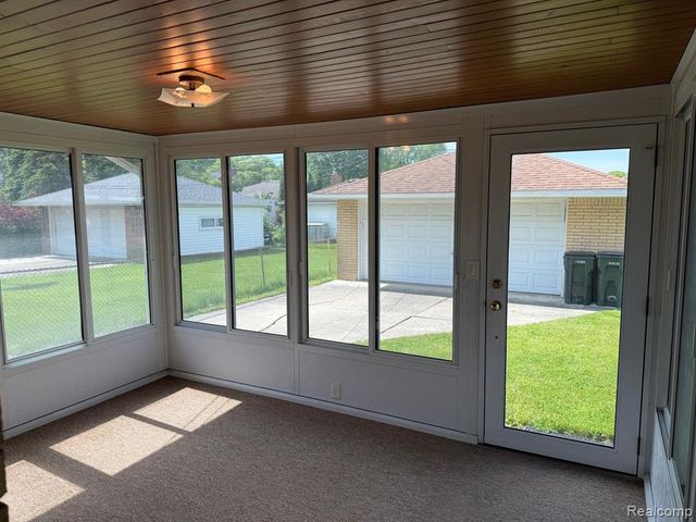 20018 Mauer Street, Saint Clair Shores, MI 48080