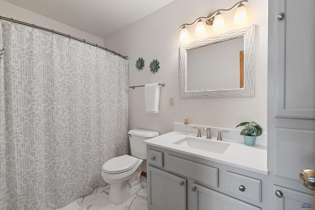 4007 GRAPEVINE LN, Rapid City, SD 57701