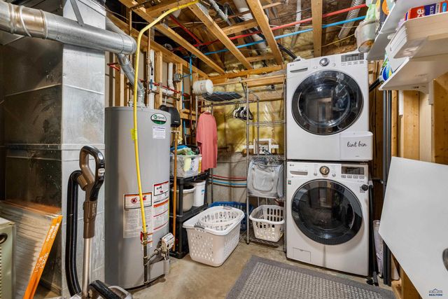 4007 GRAPEVINE LN, Rapid City, SD 57701