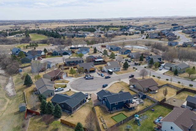 4007 GRAPEVINE LN, Rapid City, SD 57701