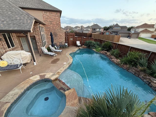 14249 Fall Harvest Drive, Frisco, TX 75033