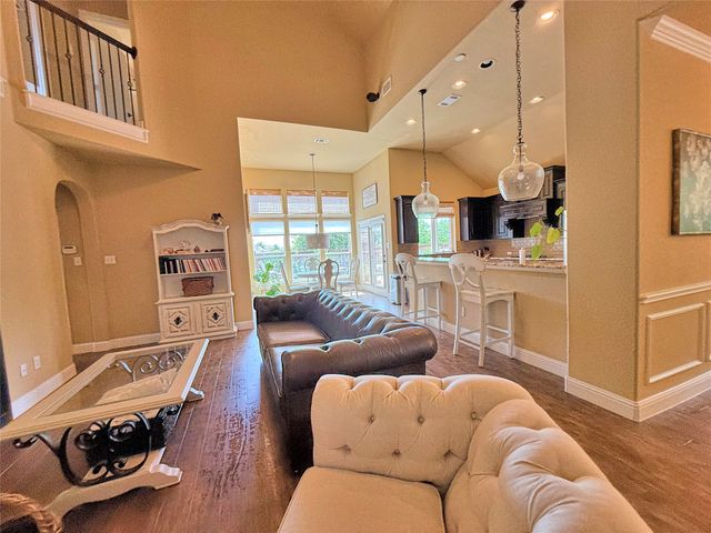 14249 Fall Harvest Drive, Frisco, TX 75033