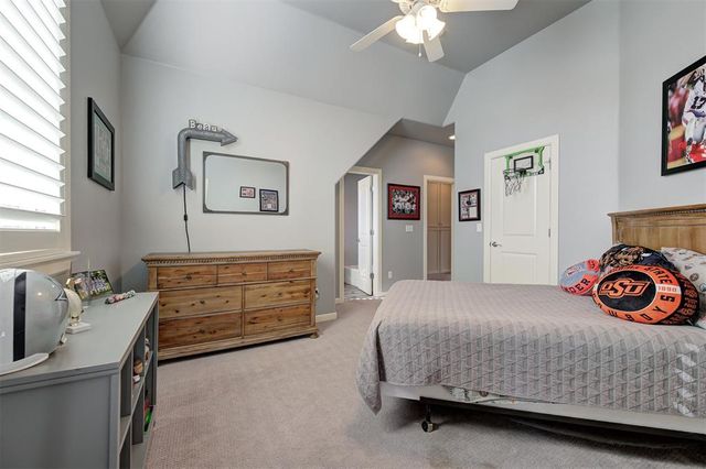 309 Oak Summit Road, Edmond, OK 73025