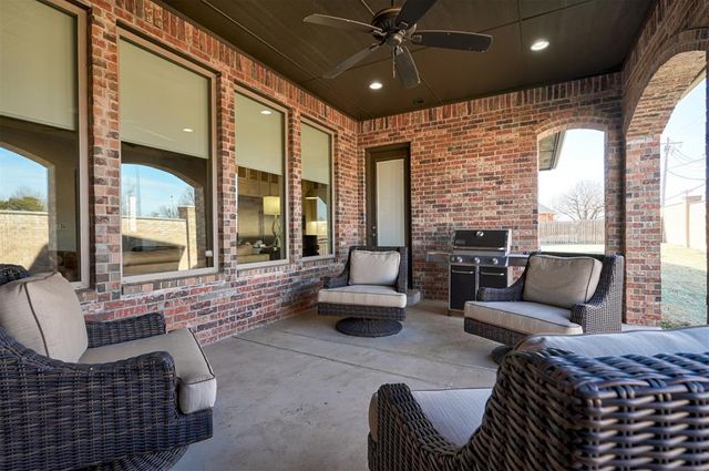 309 Oak Summit Road, Edmond, OK 73025