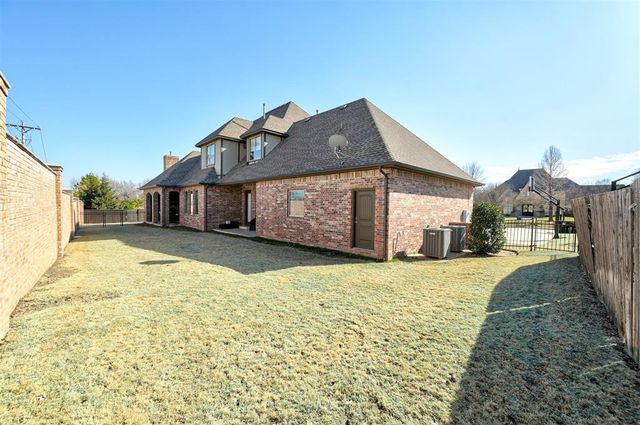 309 Oak Summit Road, Edmond, OK 73025