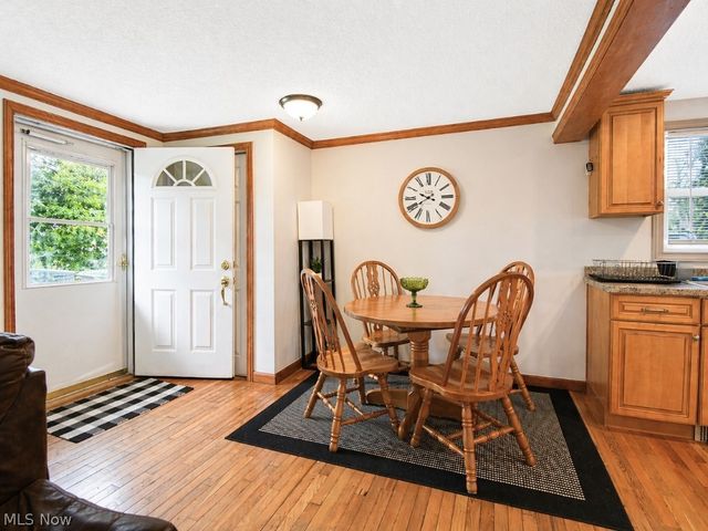 307 Hilltop Drive, Chardon, OH 44024
