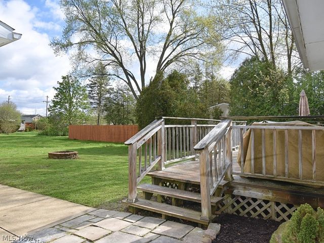 307 Hilltop Drive, Chardon, OH 44024