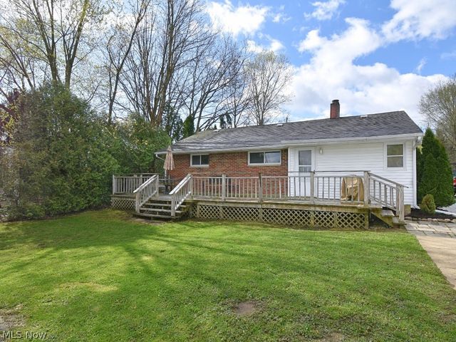 307 Hilltop Drive, Chardon, OH 44024