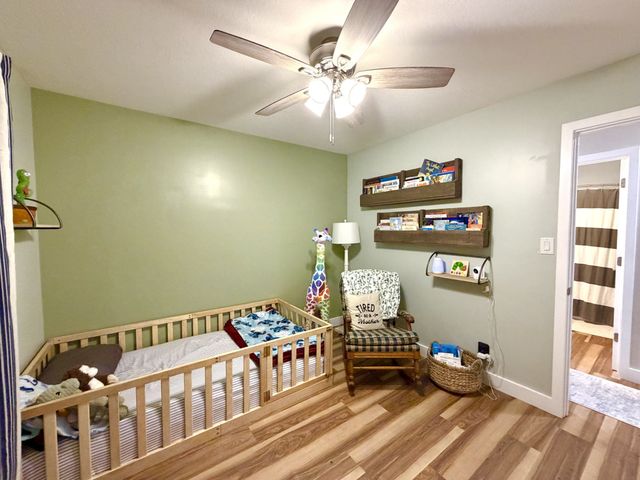 320 Cottonwood Ct, Clarksville, TN 37040