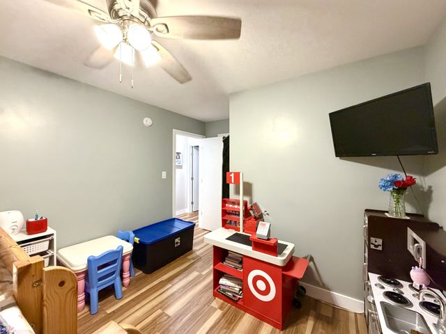 320 Cottonwood Ct, Clarksville, TN 37040