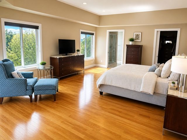 310 Hammond Pond Pkwy 401, Brookline, MA 02467