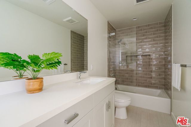 1355 Shadybrook Drive, Los Angeles, CA 90210