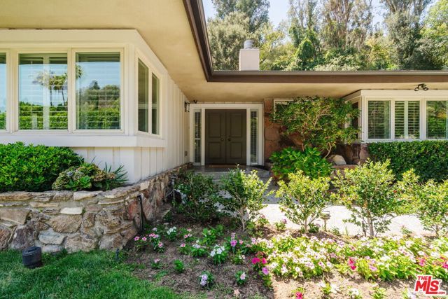 1355 Shadybrook Drive, Los Angeles, CA 90210