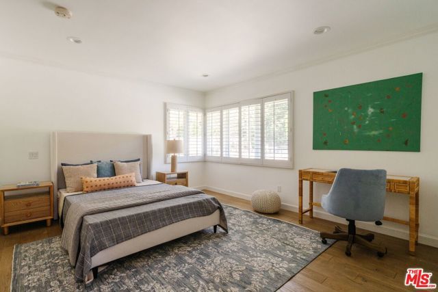 1355 Shadybrook Drive, Los Angeles, CA 90210