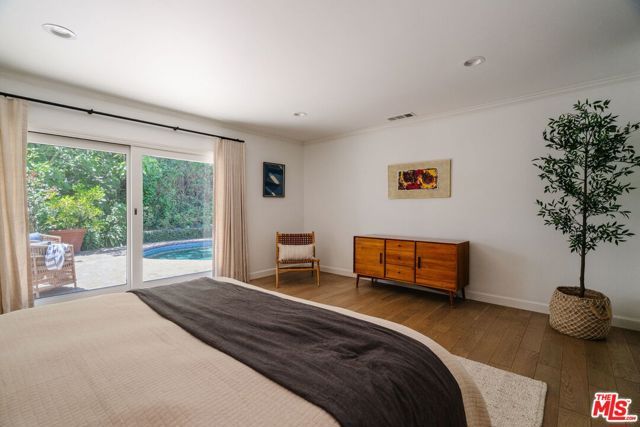 1355 Shadybrook Drive, Los Angeles, CA 90210