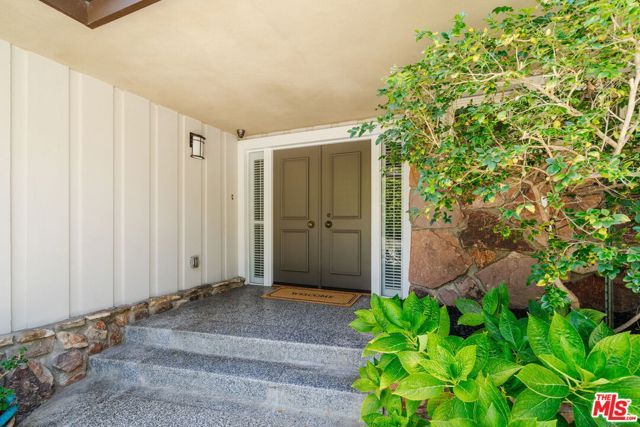 1355 Shadybrook Drive, Los Angeles, CA 90210