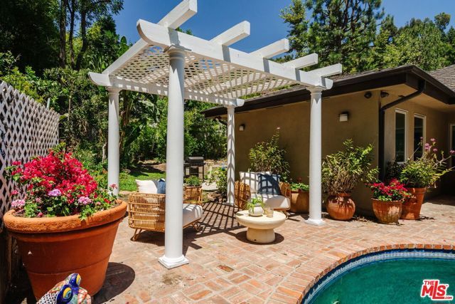 1355 Shadybrook Drive, Los Angeles, CA 90210