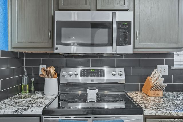 663 Lynx Mountain, San Antonio, TX 78251