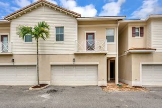 91 Palm Lane, Royal Palm Beach, FL 33411