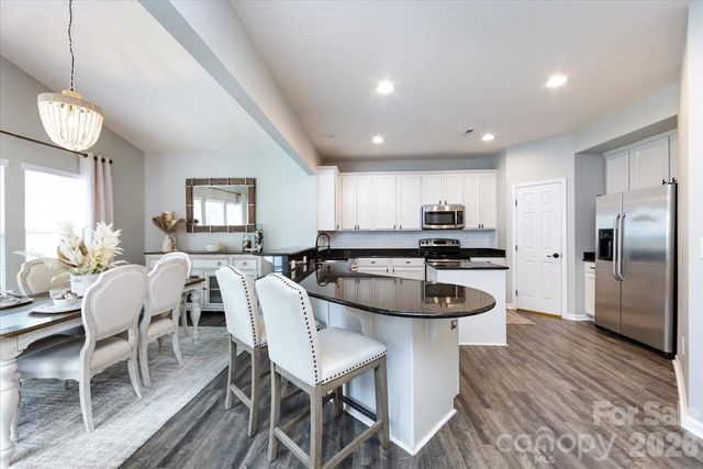 11033 Hat Creek Lane, Davidson, NC 28036