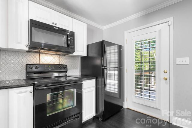 14214 Honeysuckle Ridge Drive, Matthews, NC 28105