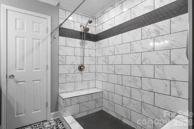14214 Honeysuckle Ridge Drive, Matthews, NC 28105