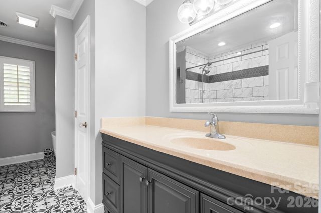 14214 Honeysuckle Ridge Drive, Matthews, NC 28105