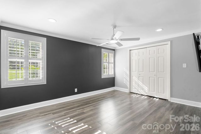 14214 Honeysuckle Ridge Drive, Matthews, NC 28105