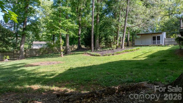 14214 Honeysuckle Ridge Drive, Matthews, NC 28105