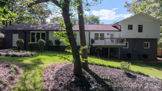 14214 Honeysuckle Ridge Drive, Matthews, NC 28105