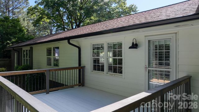 14214 Honeysuckle Ridge Drive, Matthews, NC 28105