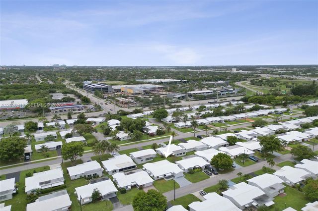 240 NW 25th Court, Pompano Beach, FL 33064