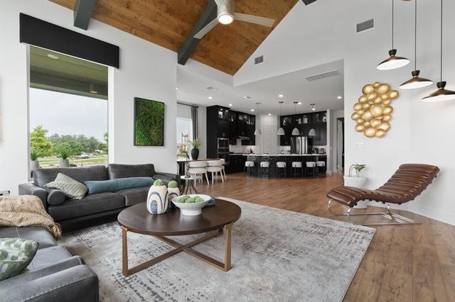 104 Slater CT, Liberty Hill, TX 78642