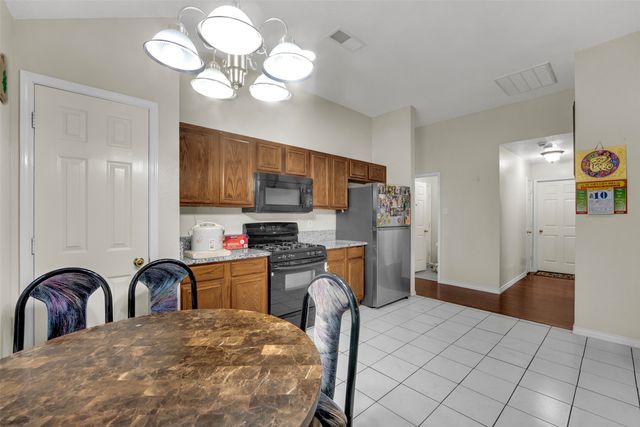 1133 Bay Side Drive, Irving, TX 75060