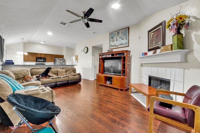 1133 Bay Side Drive, Irving, TX 75060