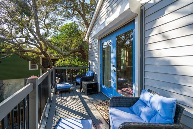 608 E Ashley Avenue, Folly Beach, SC 29439