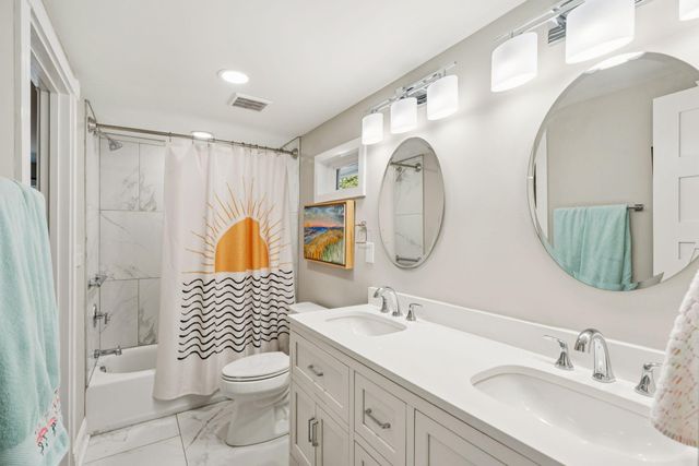 608 E Ashley Avenue, Folly Beach, SC 29439